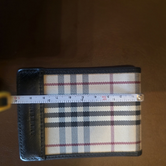 Burberry Checkered wallet - Picture 9 of 9